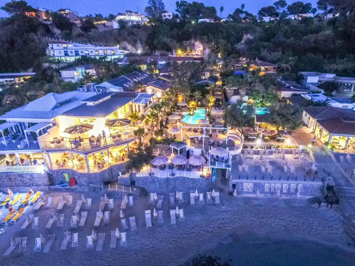 Baia del Godano Resort & Spa Capo Vaticano Exterior foto