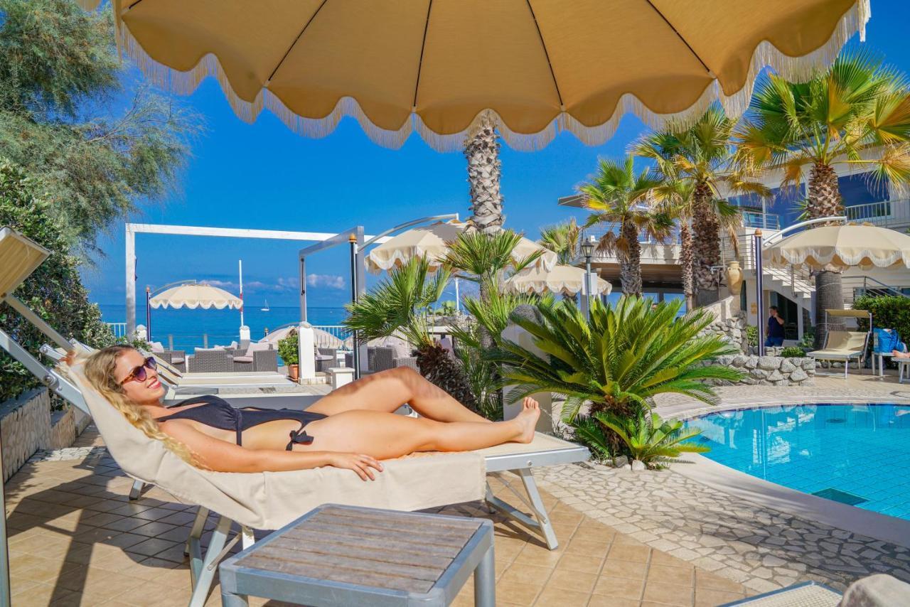 Baia del Godano Resort & Spa Capo Vaticano Exterior foto