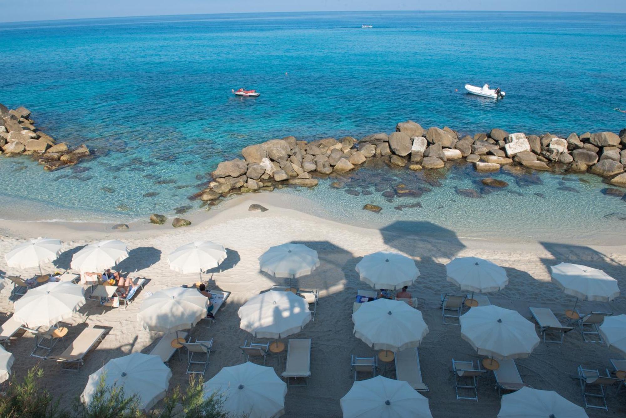 Baia del Godano Resort & Spa Capo Vaticano Exterior foto