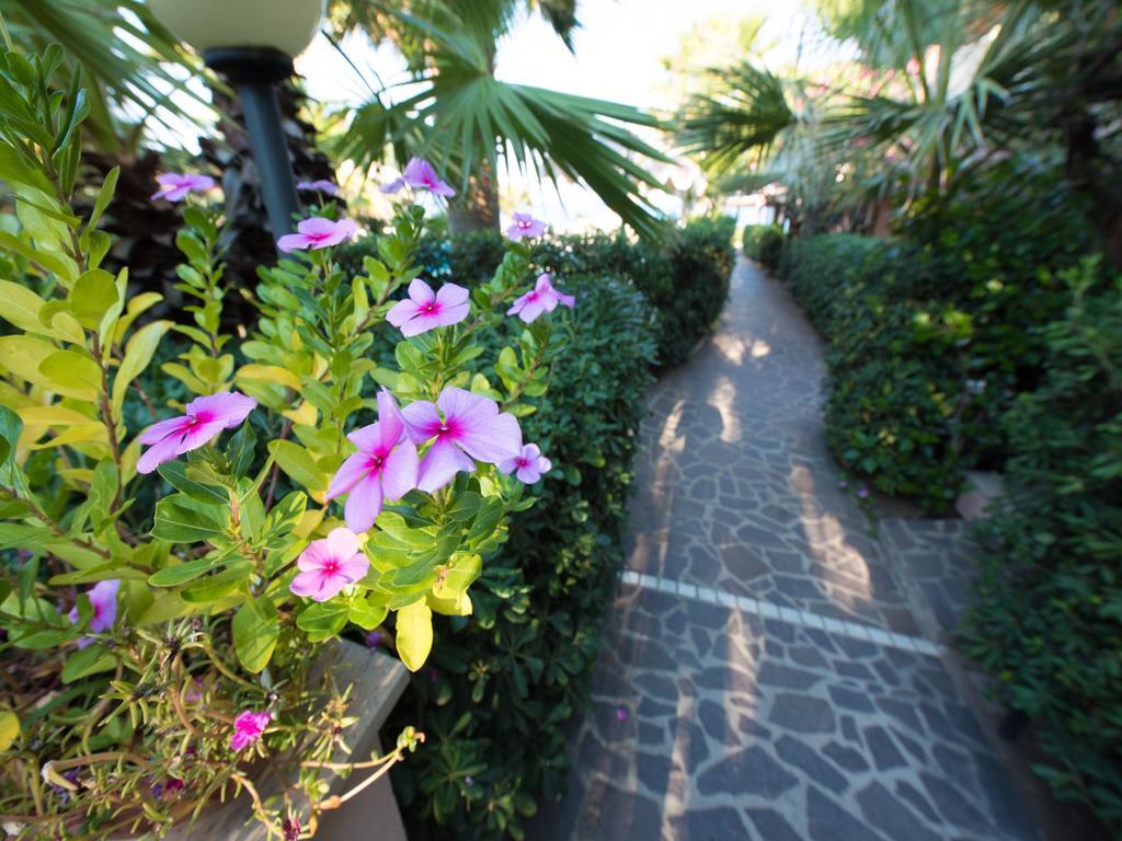 Baia del Godano Resort & Spa Capo Vaticano Exterior foto