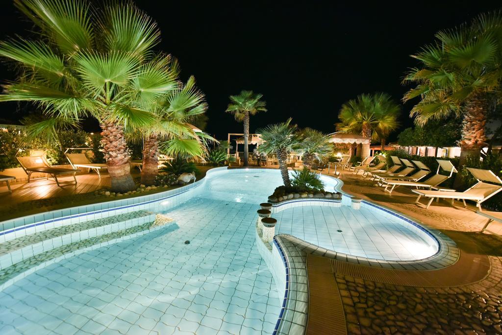 Baia del Godano Resort & Spa Capo Vaticano Exterior foto